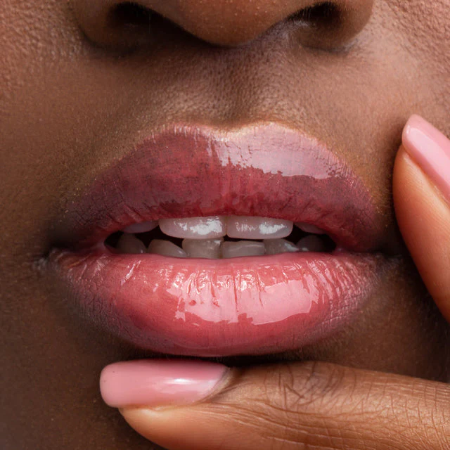 Gloss Hydratant BUBBLE GUM LIP GEL - NICKA K - Image 2